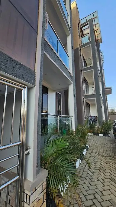 Beautiful Apartment In Kampala, Kyanja